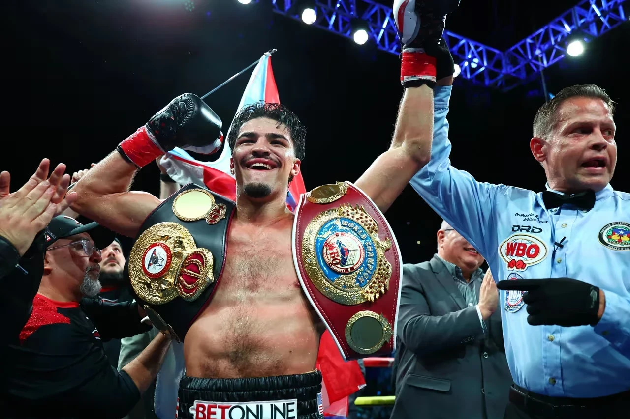 Xander Zayas risks WBO and WBA gold against elite pound-for-pound star Jaron Boots Ennis